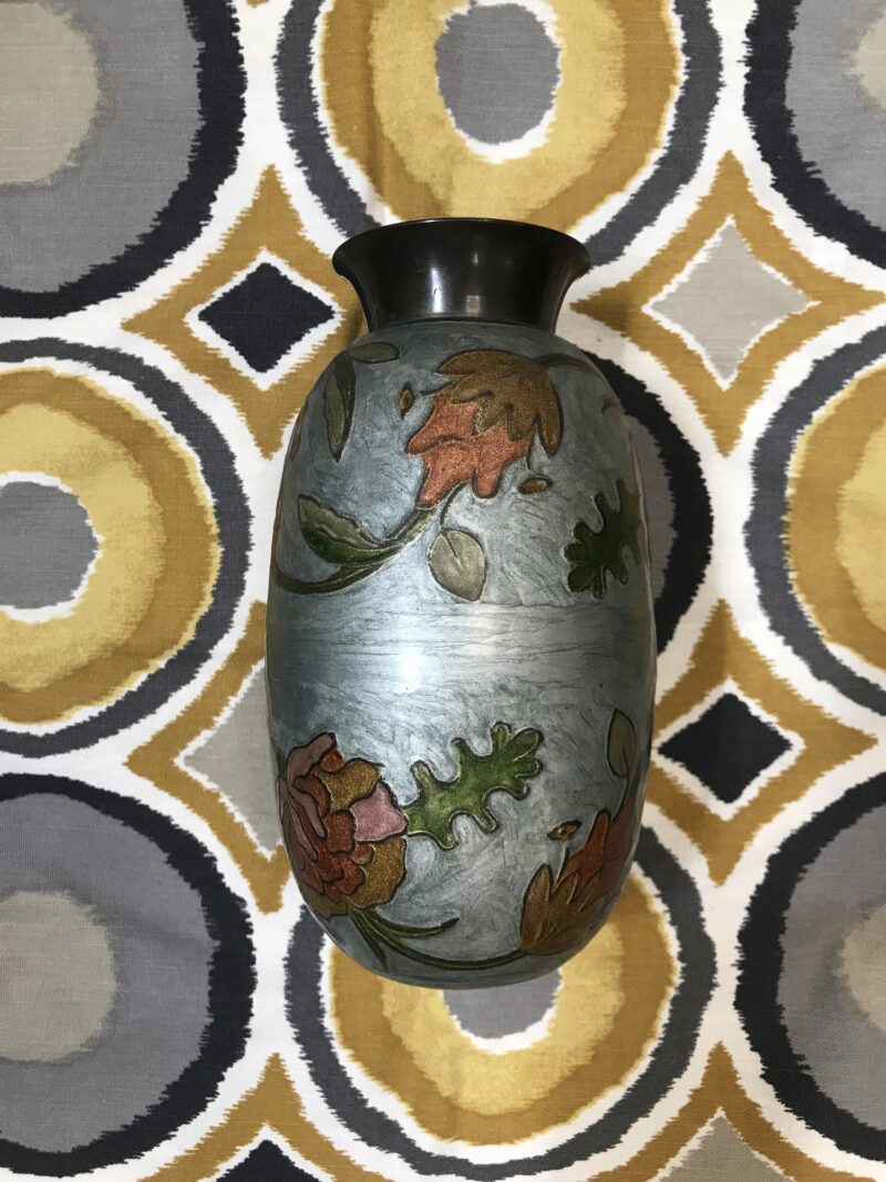 vase en laiton style chinois émaillé