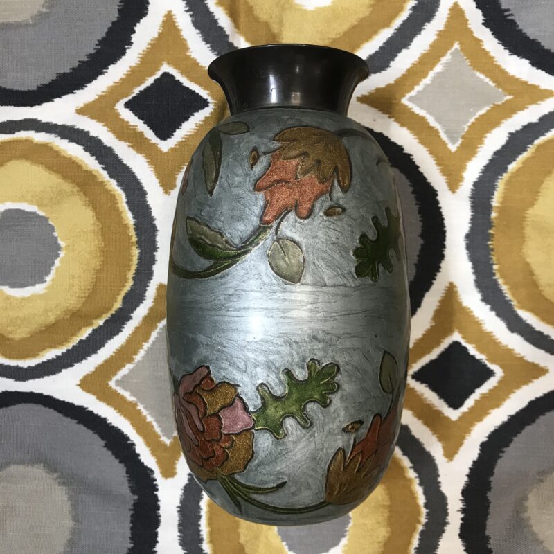 vase en laiton style chinois émaillé