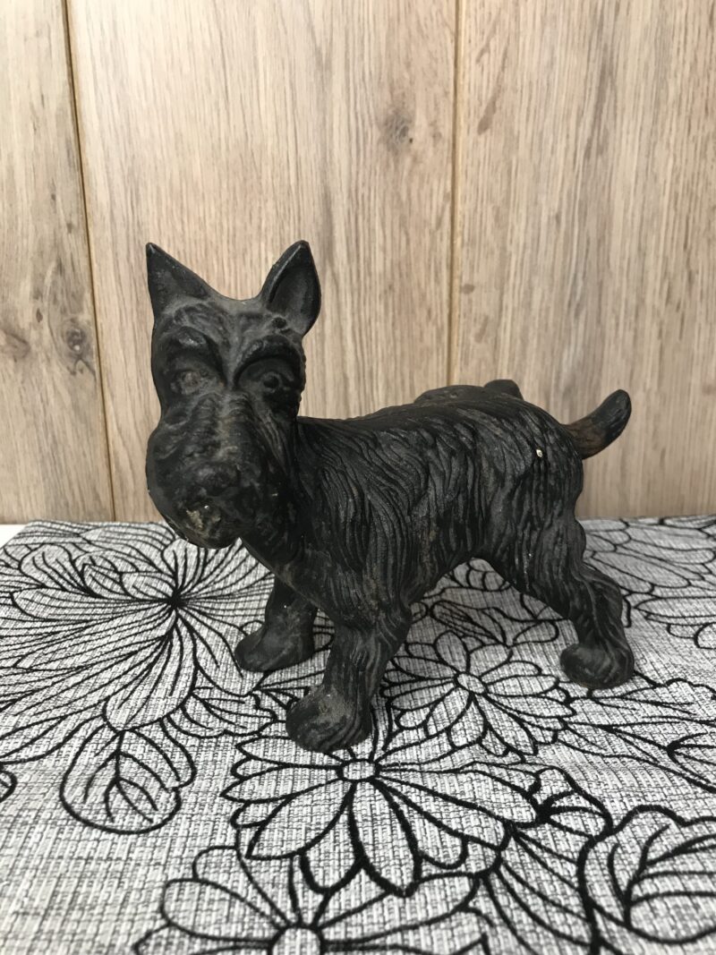 Scottie terrier en fonte ancien