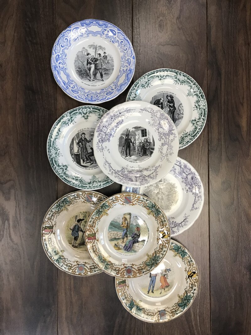 lot d'assiettes parlantes vintage