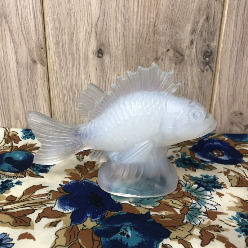 Poisson en opaline signé Verlys des années 20