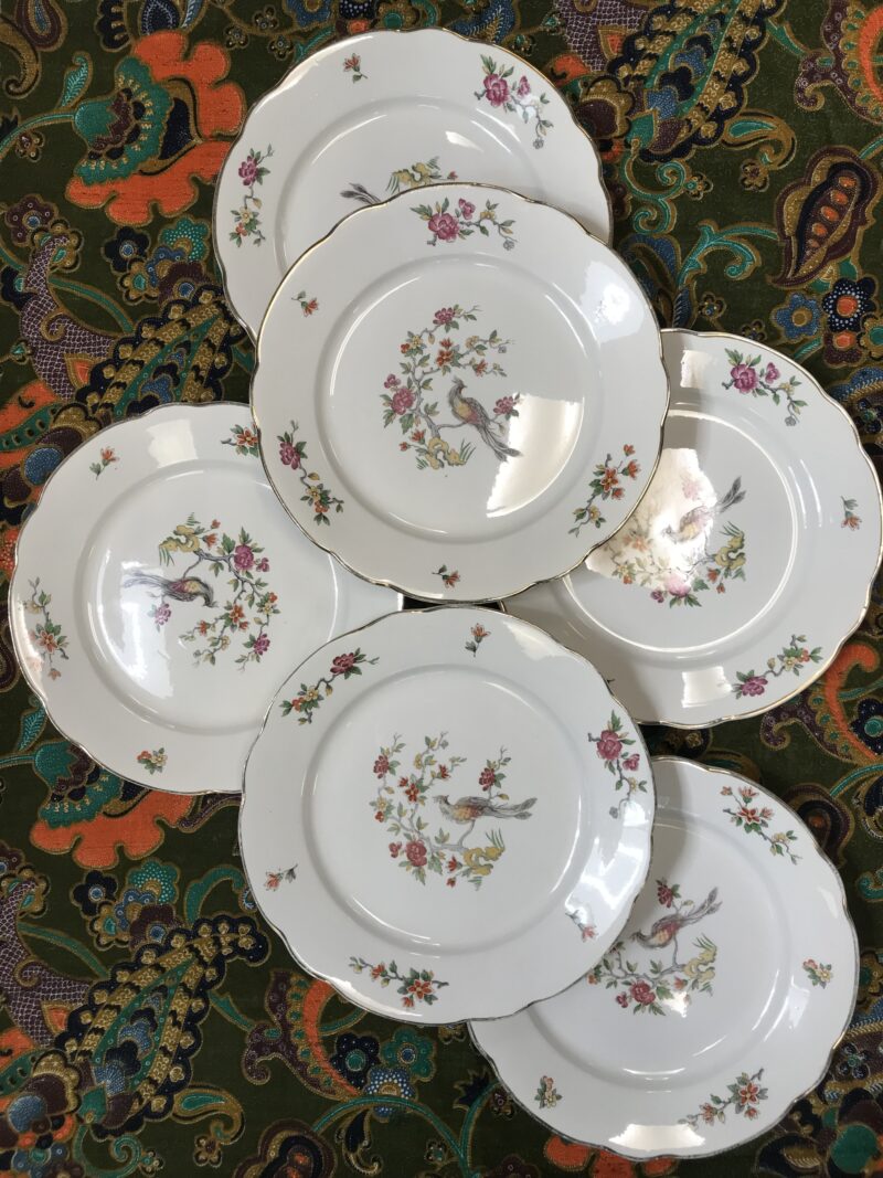 Lot de 6 assiettes Digoin blanches avec dessins de fleurs et phénix collection conde