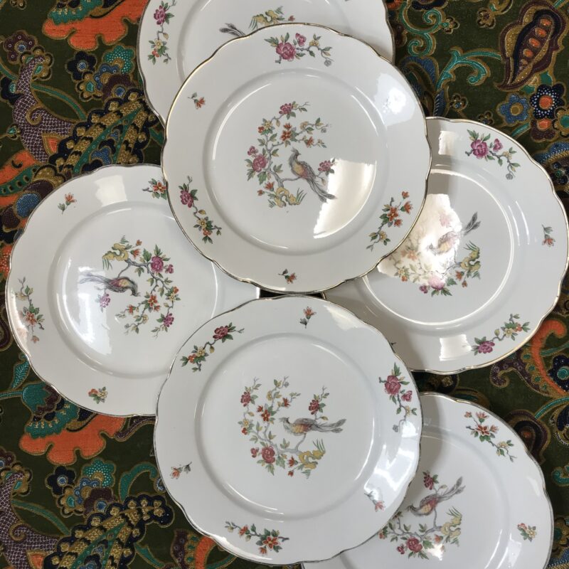 Lot de 6 assiettes Digoin blanches avec dessins de fleurs et phénix collection conde