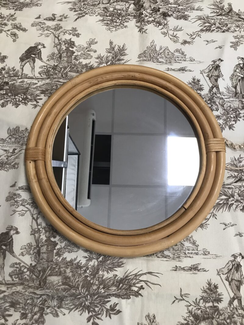 Miroir rond en rotin années 60