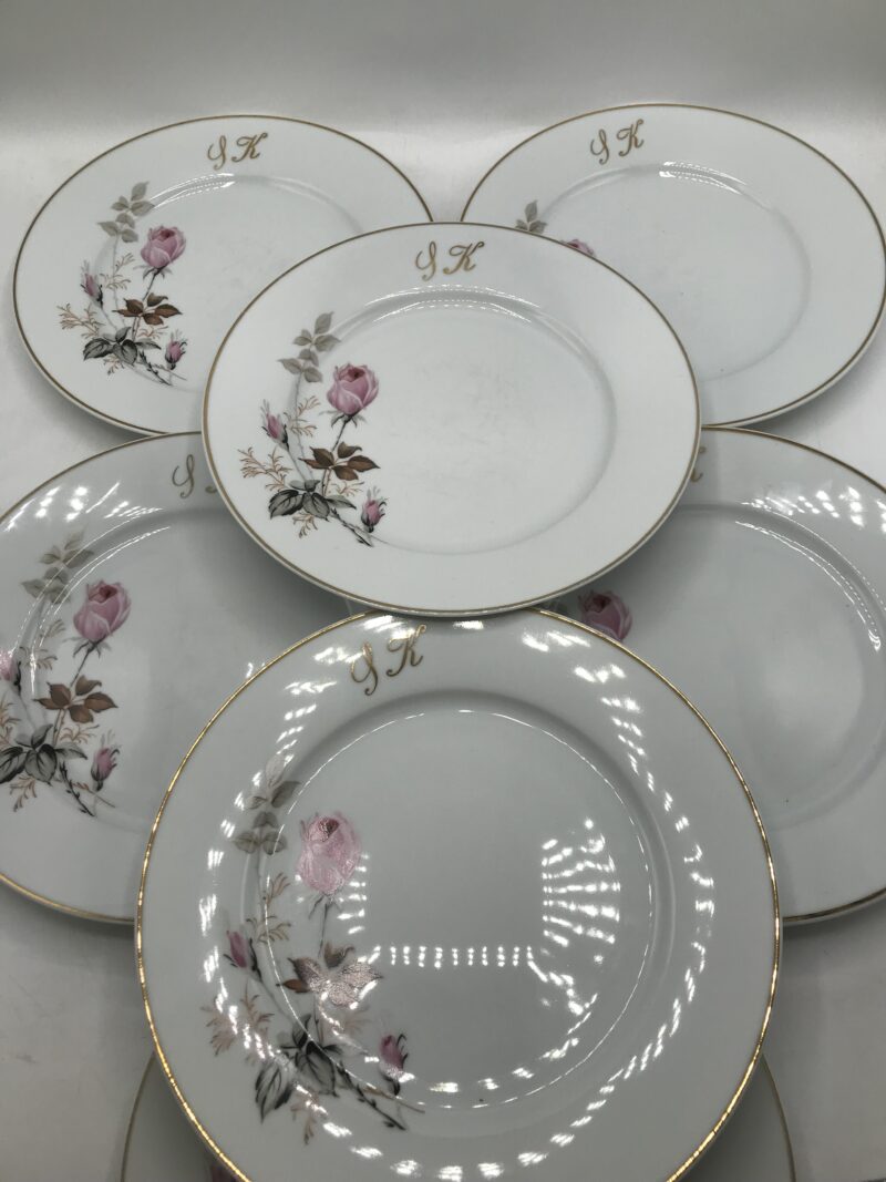 Lot 12 petites assiettes monogrammes SK – Image 5