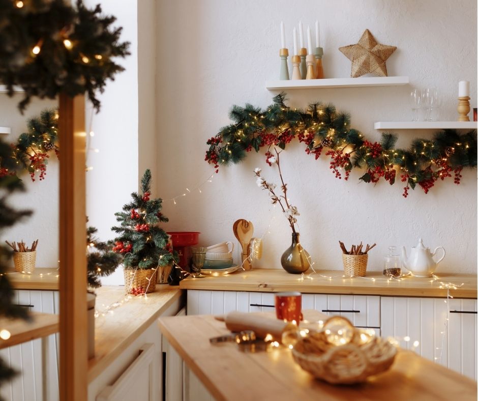 Décoration d'interieur aux couleurs de noel avec des pièces vintages et diy