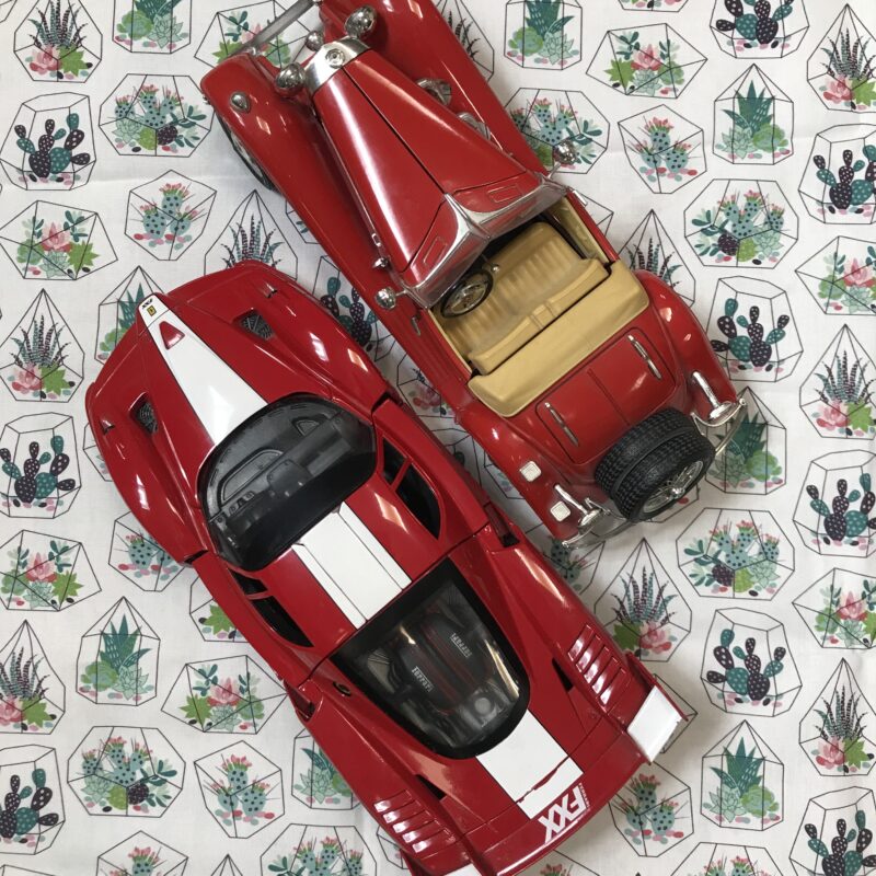 Duo de voiture anciennes 1/18