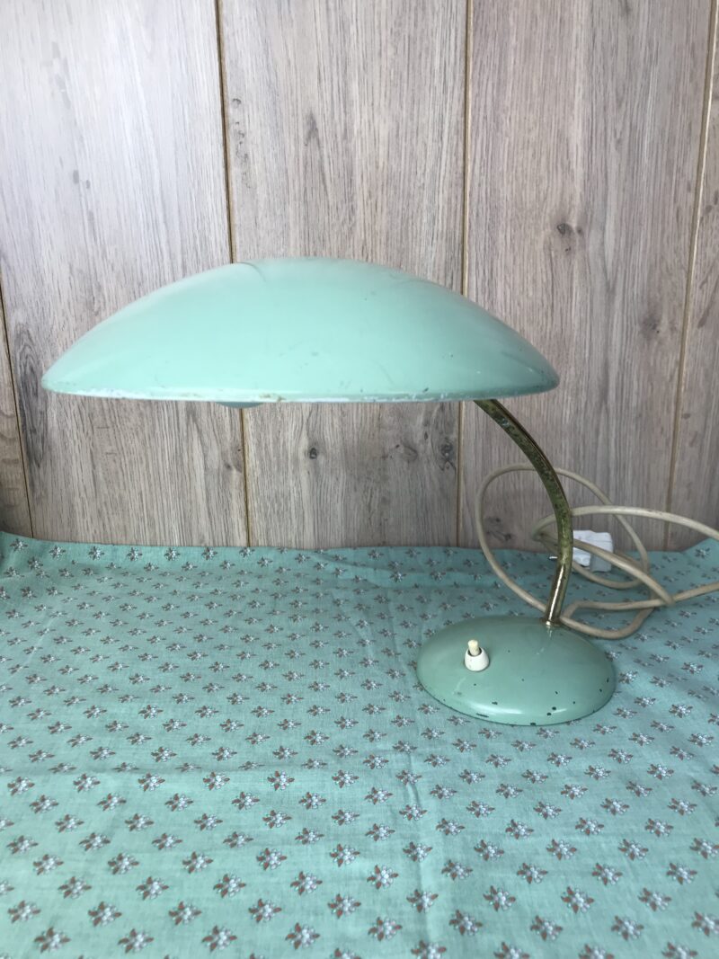 Lampe Kaiser Idell 1950 Vert amande