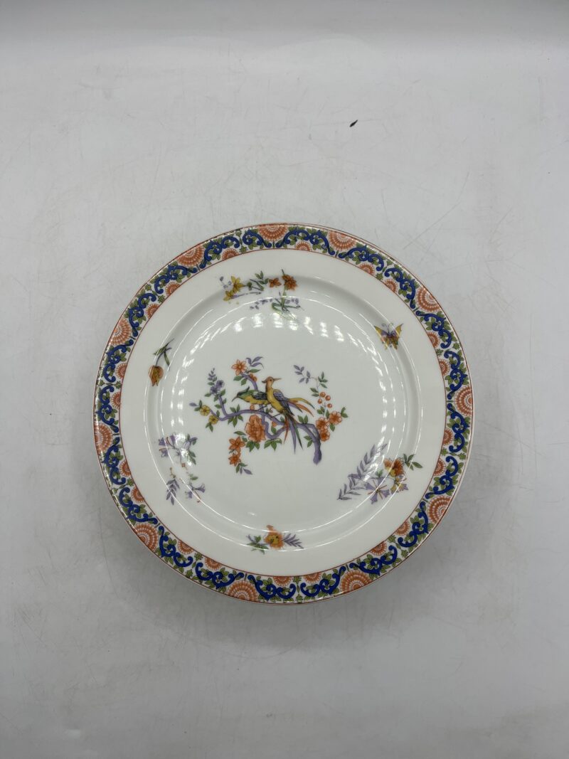 Lot 12 assiettes porcelaine de Limoges – Image 2