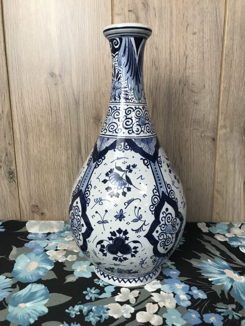 vase DELFT ancien