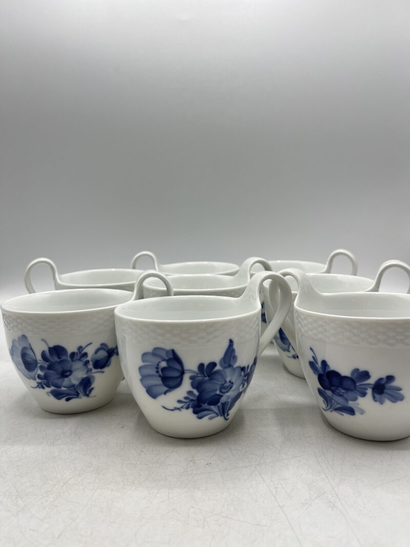 Lot de 8 tasses "fleurs bleues" Royal Copenhagen – Image 2