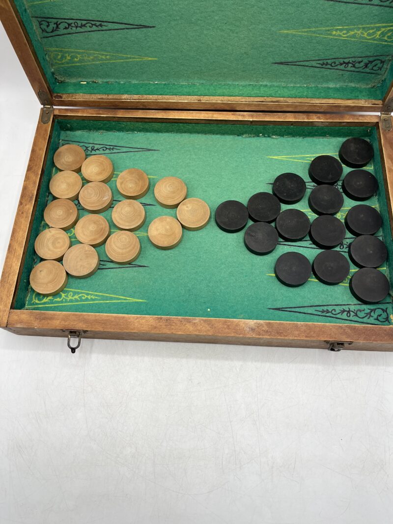 Mallette ancienne jeu de dames et backgammon – Image 7