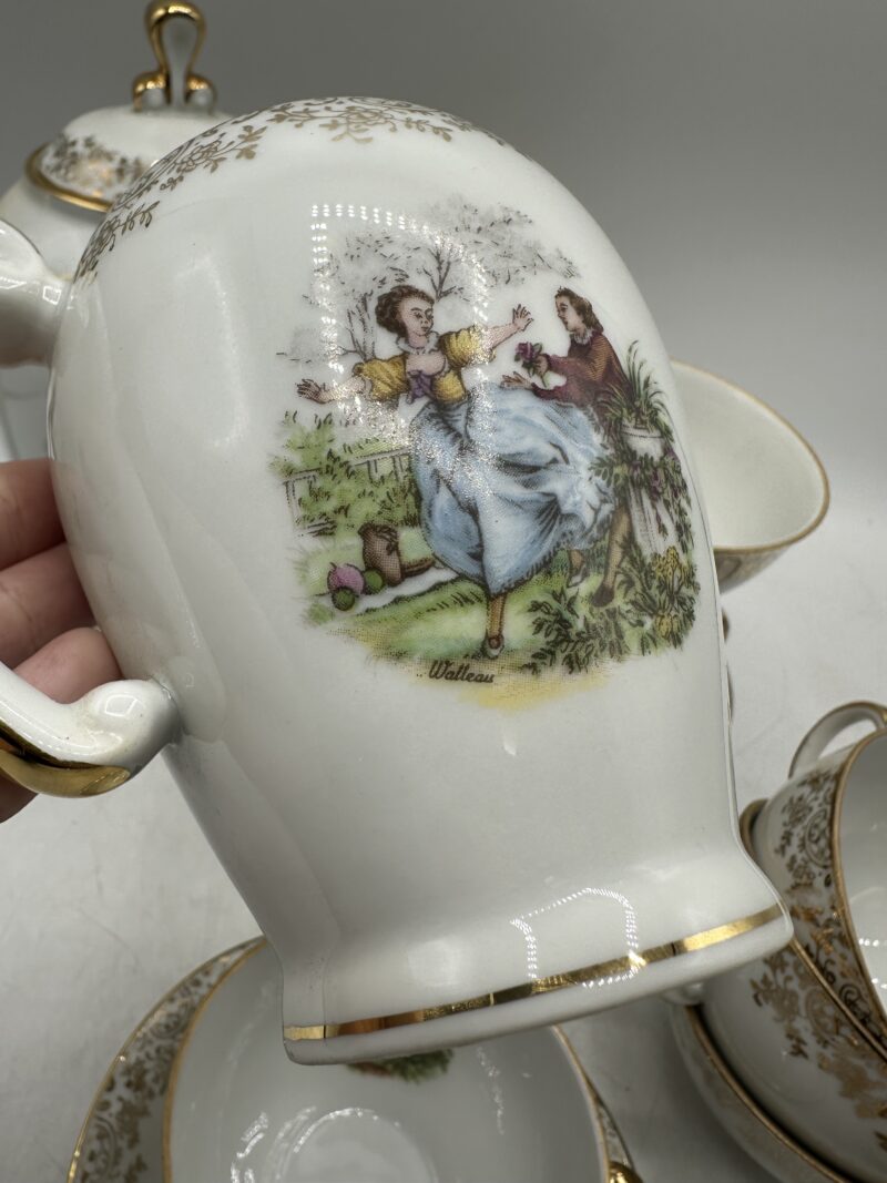 Service à thé en porcelaine de Limoges 22 pièces Watteau – Image 10