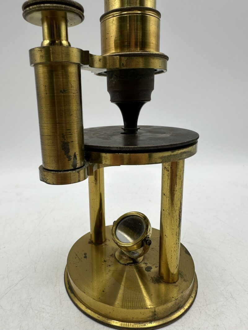 Ancien microscope en laiton – Image 9