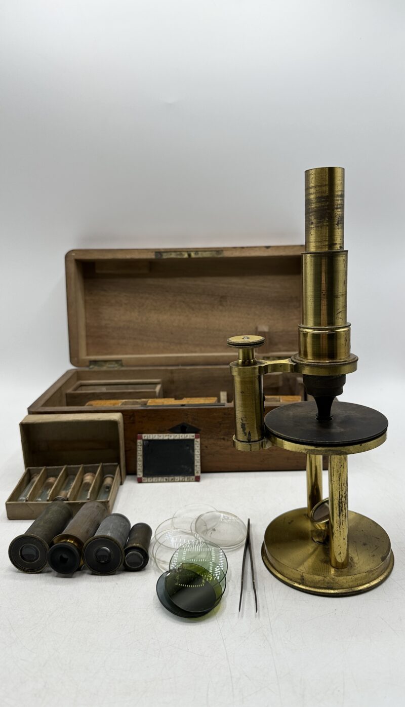 Ancien microscope en laiton – Image 6