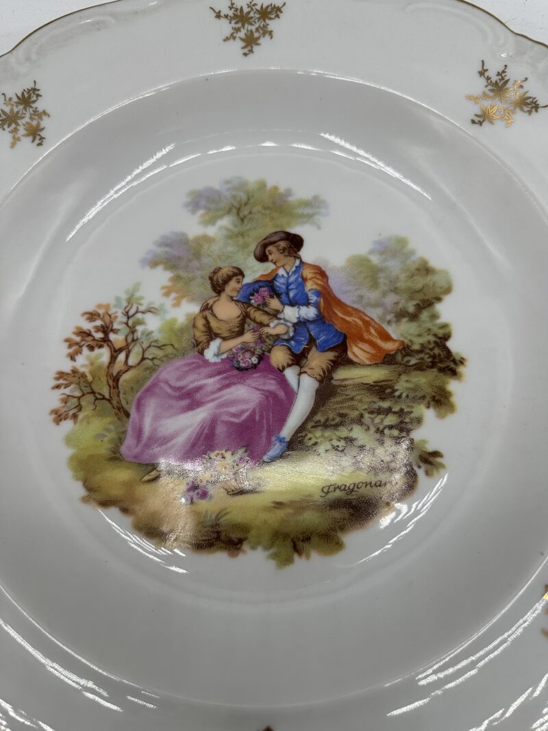 Composition de 10 pièces de vaisselle Fragonard porcelaine – Image 29